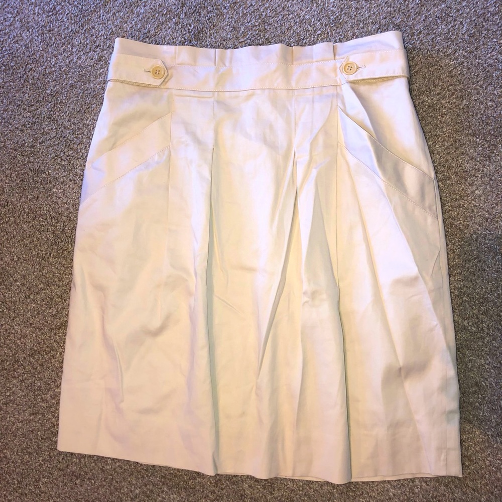 BCBG khaki skirt